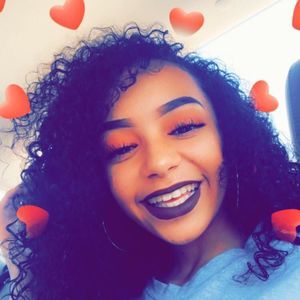 Meet your Posher, Juliana